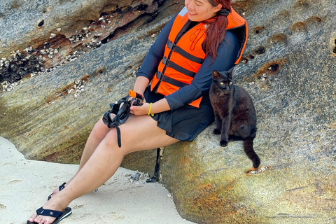 Phi Phi, Khai Islands by Speedboat with Breakfast & Lunch