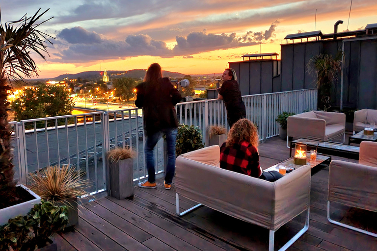 Krakow: Reservation at a Hidden Rooftop Bar with 1 Cocktail