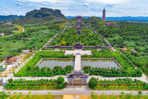 Hanoi: Phong Nha - Hue - Hoi An Transfer by VIP Sleeper BusFrom Hoi An to Hanoi