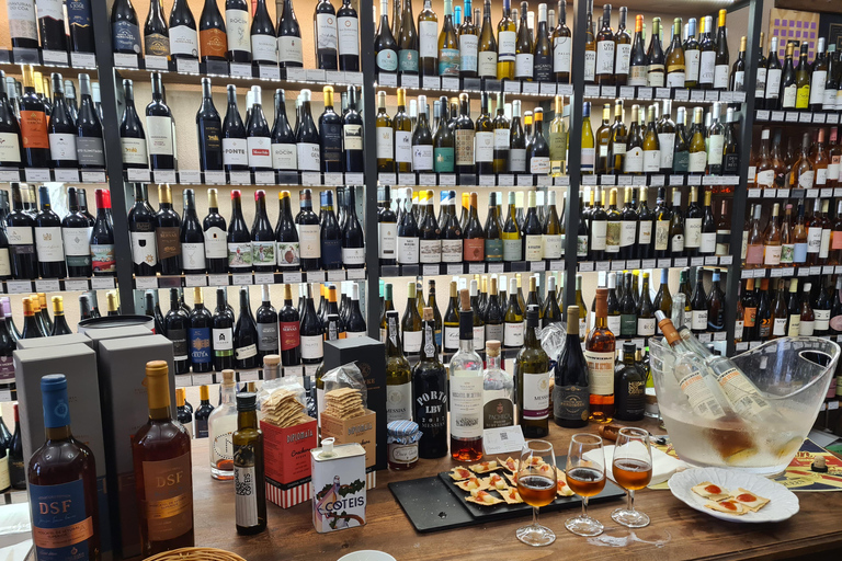 Lisbona: Tour Tuk-Tuk in francese o tedesco con vera guida localeTour di 2 ore: Centro storico di Lisbona e centro città