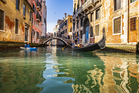 Cultural Kayak Class in Venice city: advanced trainingVenice: Cultural Kayak Tour