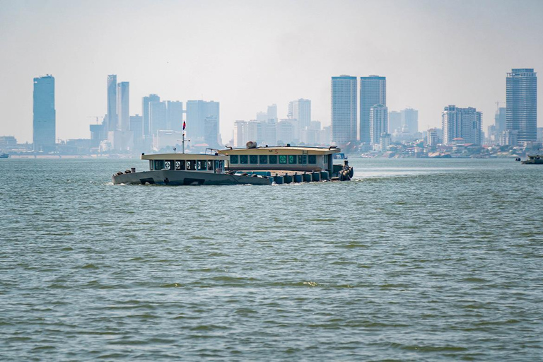 Phnom Penh: Silk Island & Sunset Cruise include drinks Vespa Option + English Guide