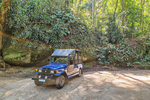 Rio de Janeiro sunset by Jeep Italian speaking guide