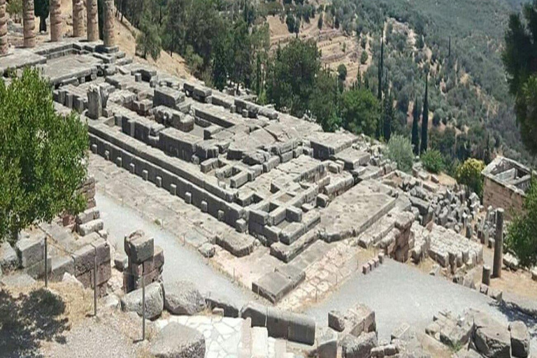 Delphi:Oracle & Ancient Wonders Private Day Tour from Athens