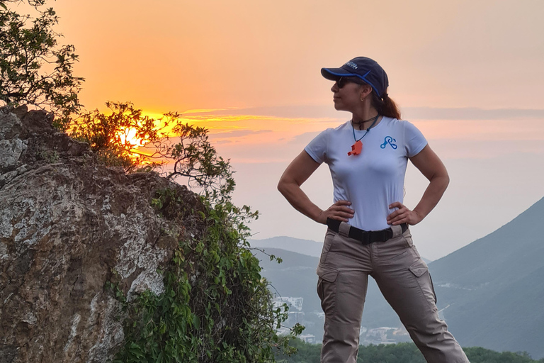 Monterrey: Pet-friendly hiking in Cerro del Chupón