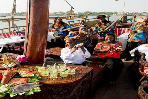 Nguuni Nature Sanctuary & Tamarind Dhow Dinner Cruise