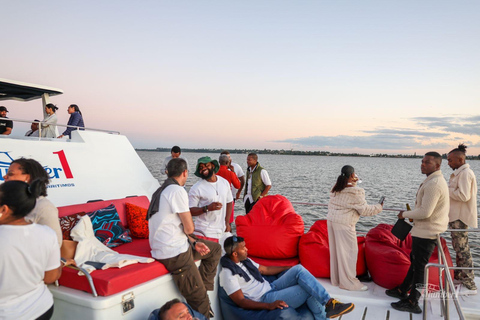 Crucero al atardecer por la bahía de Maputo