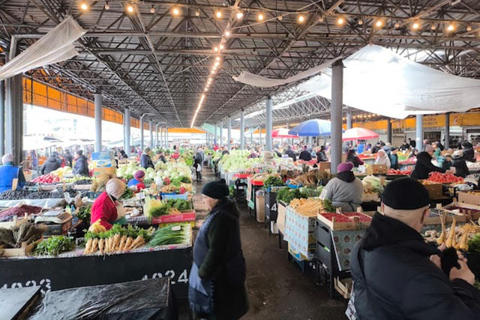 Chisinau: Central Market Food Tour with Tastings