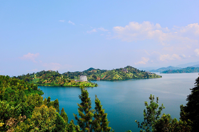 Lake Kivu Day Trip – Nature, Relaxation & Local Culture