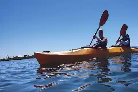 De Puno || Excursão de caiaque às Ilhas Uros || Dia inteiro ||