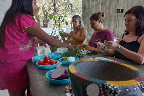 Puerto Escondido: Mexican Cooking Class, enjoy mexican food