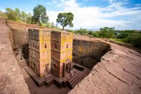 2 Night / 3 Days Visiting Lalibela