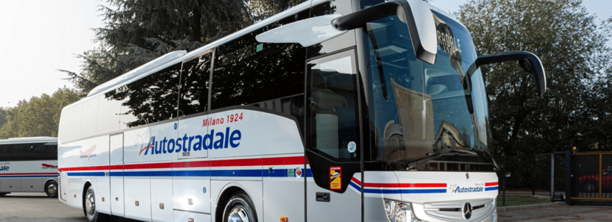 La nostra navetta ti porta dall'aeroporto di LINATE alla stazione di MILANO Centrale.