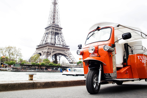 Paris: Private City Highlight Tour by Electric Tuk-Tuk Tour with 2 Tuk-Tuks