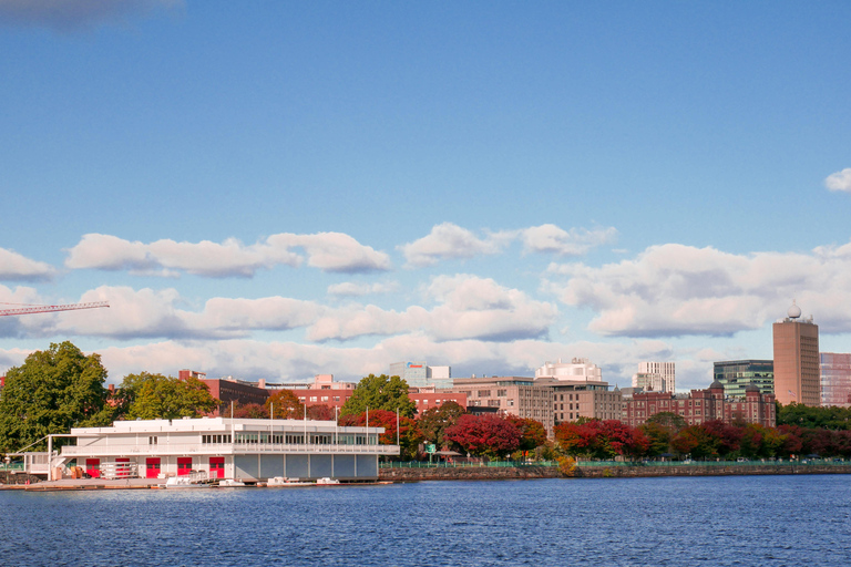 Boston: Charles River Fall Foliage Sightseeing Cruise