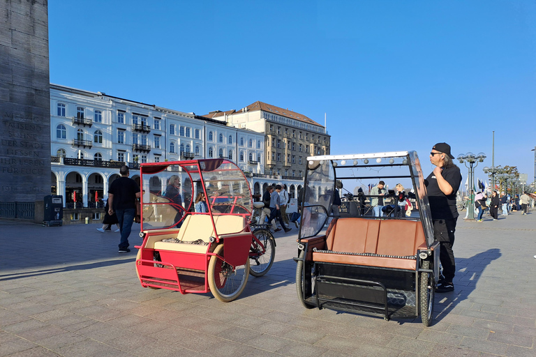Hamburg: Smart City Tours with Electric Rickshaws between the Elbe and Alster Hamburg: Smart city tours with electric rickshaws between the Elbe and Alster rivers
