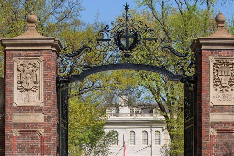 Cambridge, Massachusetts: MIT and Harvard Walking Tour