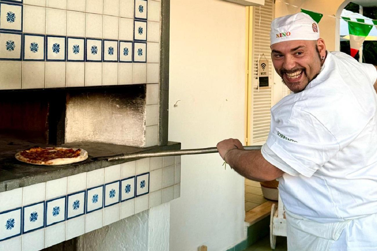 Sorrento: Pizza Making Class with Nino