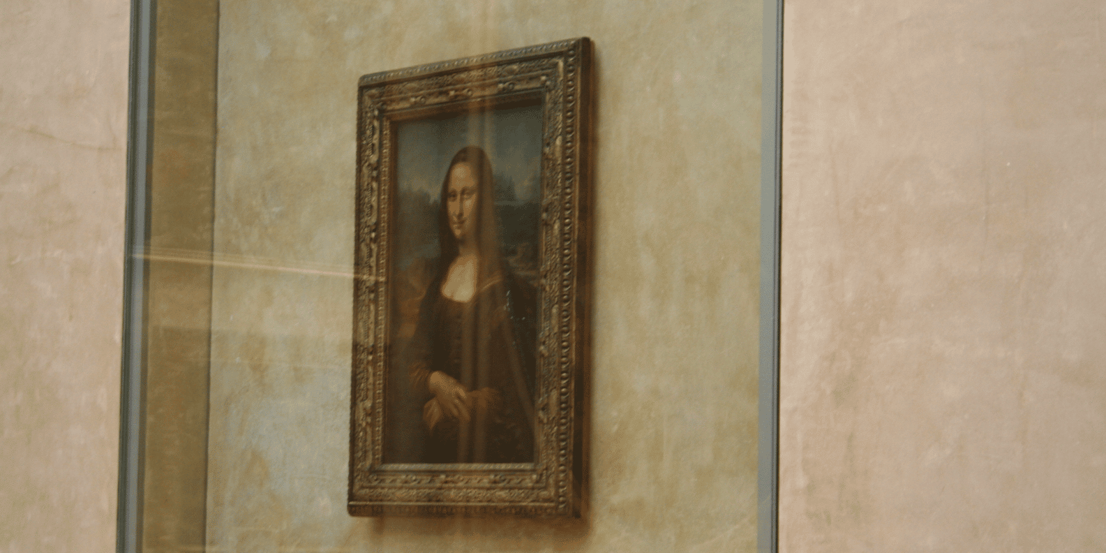 Paris: Louvre Museum and Mona Lisa Evening Private Tour