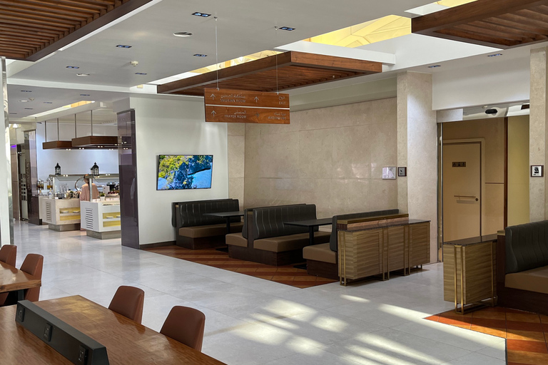 Riyadh International Airport (RUH): Premium Lounge Entry T1 International Departures: 6-Hours