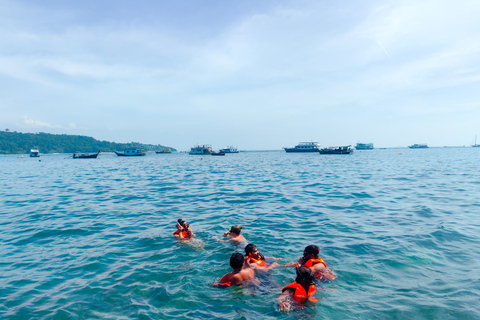 Phuket: Full-Day Phi Phi Island & Koh Khai with Sunset
