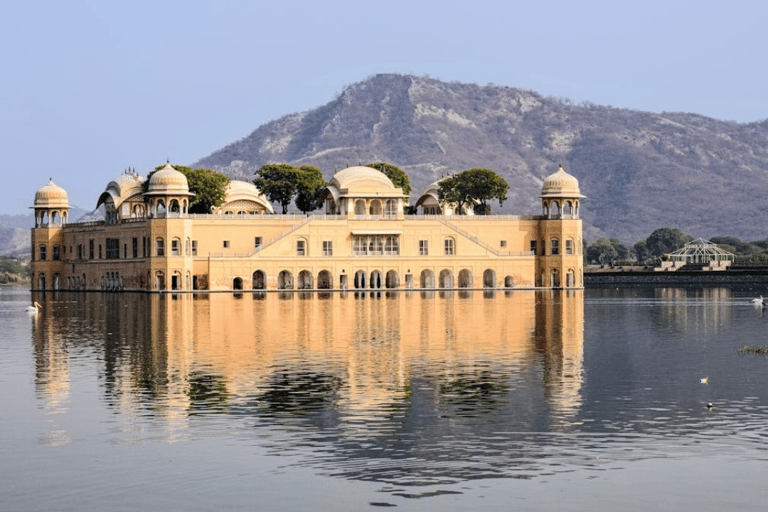Jaipur Private City Tour with Guide, Car & Skip-the-Line