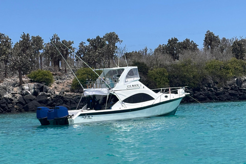 Galápagos: Santa Fe Island Snorkeling and Fishing Tour