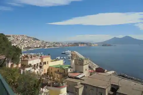 ナポリとポンペイ：半日ツアー