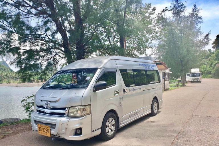 Phuket: Traslado para Koh Phangan com van e ingresso para o ferry