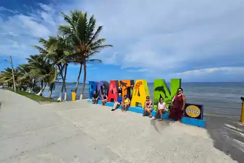 Roatan Eco Caribbean Culture Park and Beach