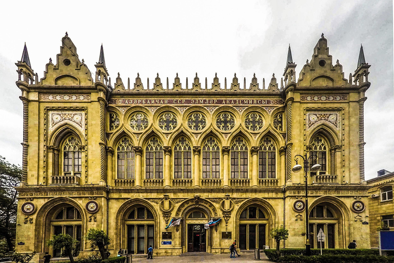 أفضل ما في باكو: جولة في المدينة لمدة 4 ساعات تشمل المعالم التاريخية والحديثة