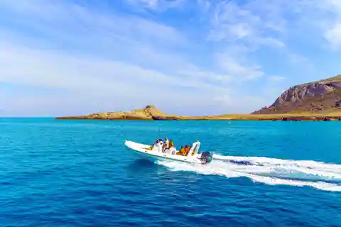 Da Trapani: Tour Privato Isole Egadi Favignana e Levanzo con Pranzo incluso