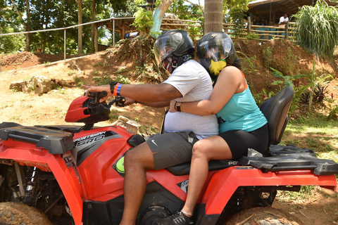 Ocho Rios: Tour combinato Blue Hole e giro in ATV