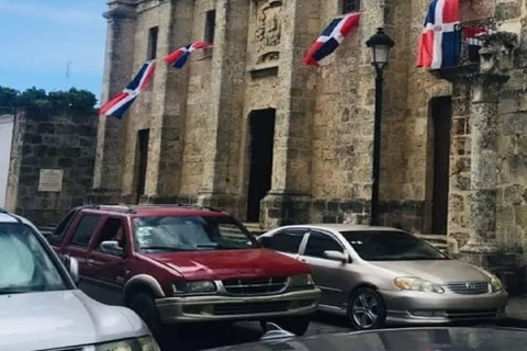 Bayahibe or Punta Cana: Santo Domingo Day Trip & Lunch