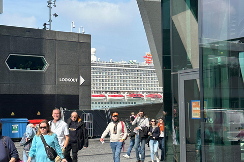 Desde Ámsterdam: Excursión de un día a Madurodam y los Jardines de Keukenhof