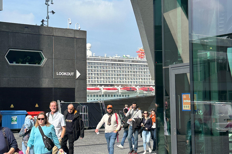 Desde Ámsterdam: Excursión de un día a Madurodam y los Jardines de Keukenhof