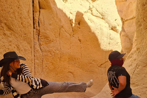 Arequipa: Private Sillar Route Tour + Culebrillas