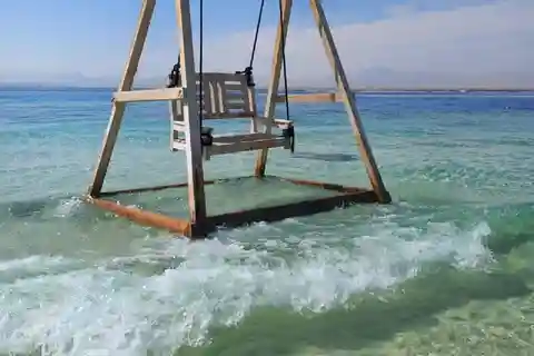 Hurghada: Elegance Magawish Island Cruise mit Schnorcheln und Mittagessen