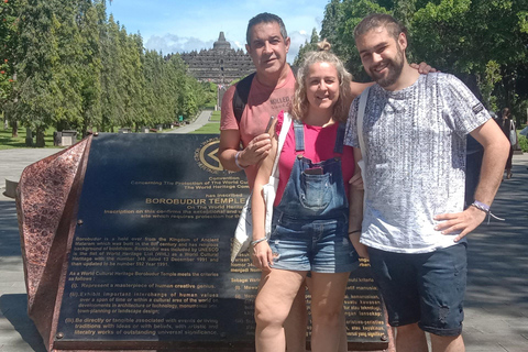 Excursão ao Templo de Borobudur e ao Templo de Prambanan, saindo de Jogjakarta...