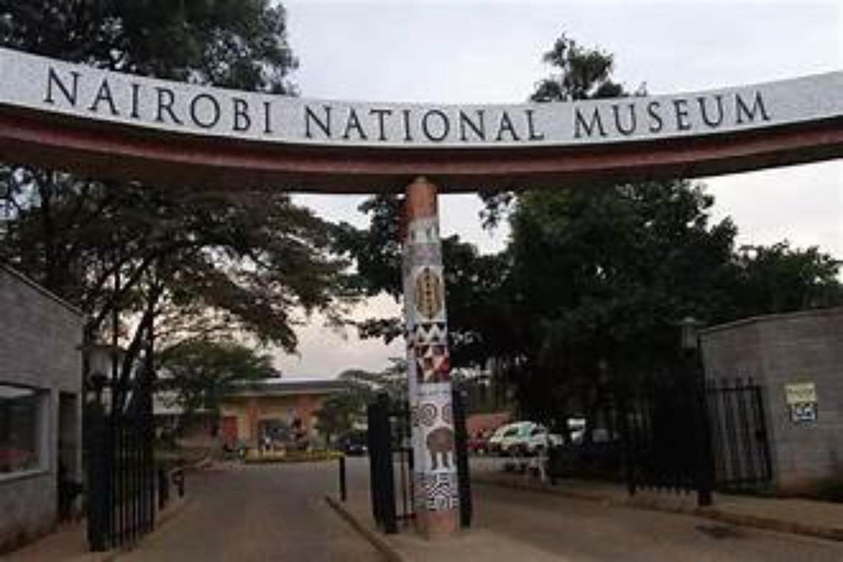 Nairobi: Wild Heritage Museum, Snake Park & Botanical Escape
