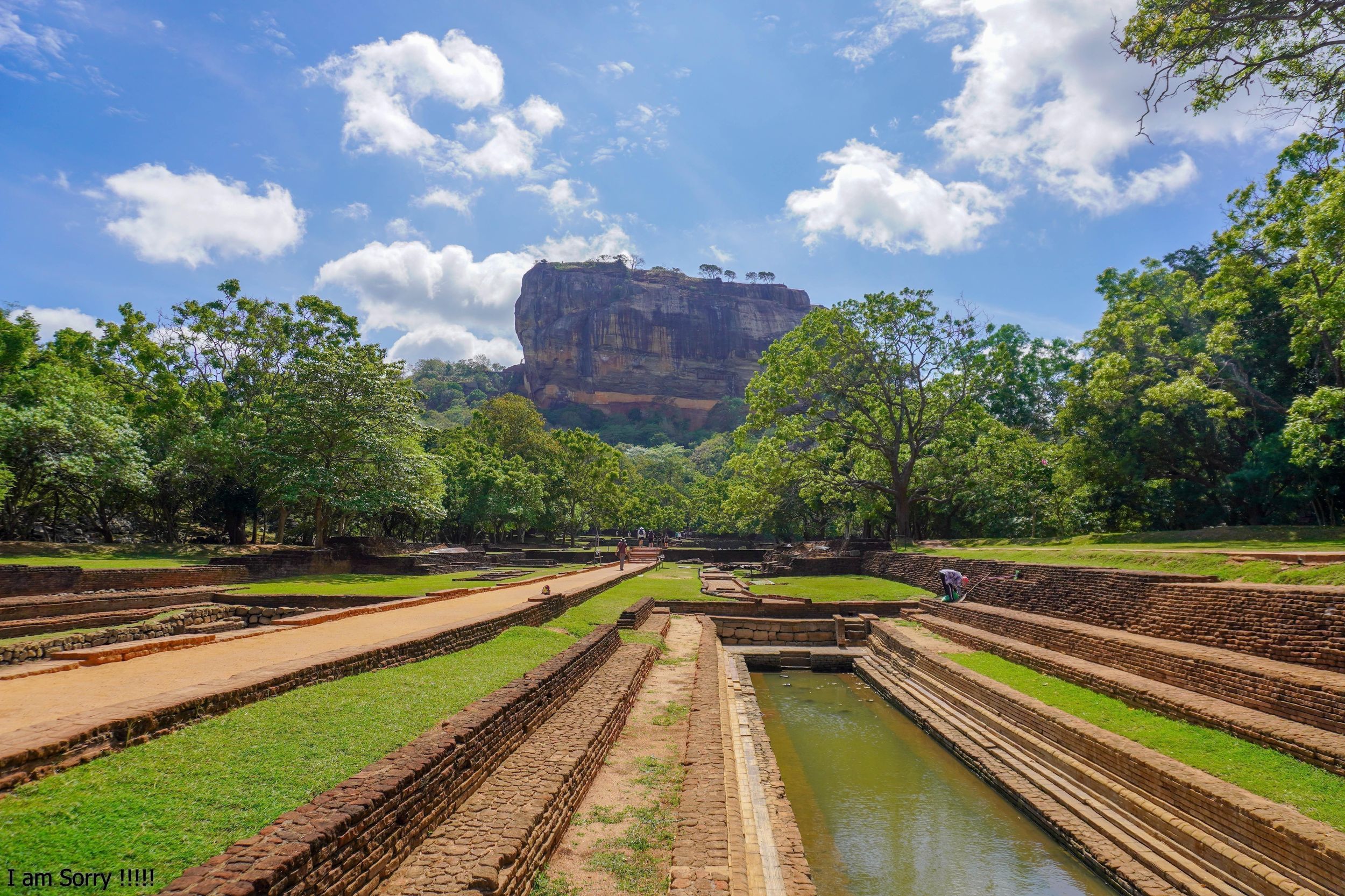 Sigiriya: Löwenfelsen, Dorf & Minneriya-Safari – private Tour