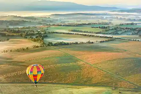 Yarra Valley: Voo de balão de ar quente e pequeno-almoço buffet