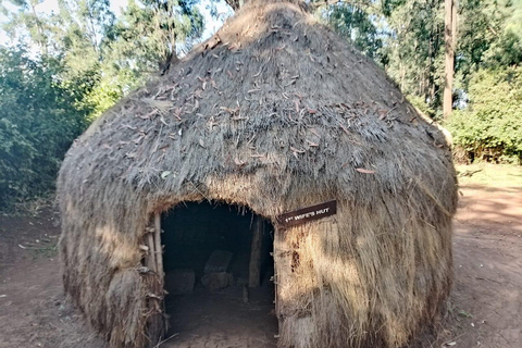 Nairobi: National Museum, Karen Blixen & Bomas Tour