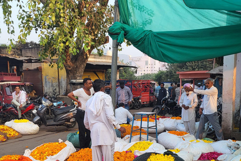 Jaipur: Early Morning Bike Tour with Flower Market Visit