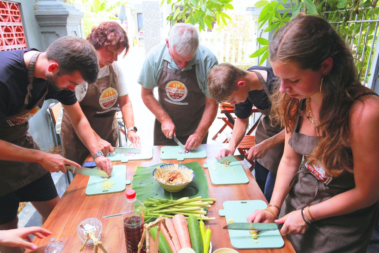 Hue: Village Cycling or Tractor Ride, Farming& Cooking Class Hue: Bicycle Countryside Tour with Cooking Class