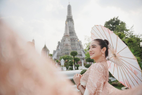 Sesión de fotos con traje tailandés