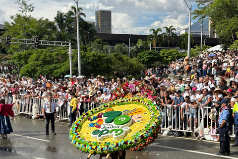 Silleteros Parade Sightseeing Tour with Front Box Included