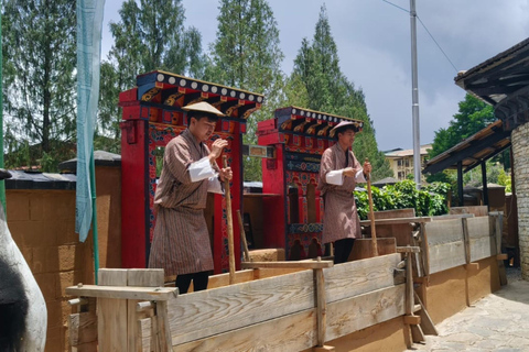 7-Days in Bhutan with River Rafting, Farm Lunch & Stone Bath