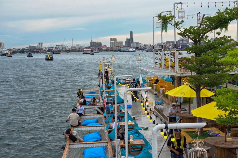 Pattaya: Floating Cafe & Optional Squid Fishing