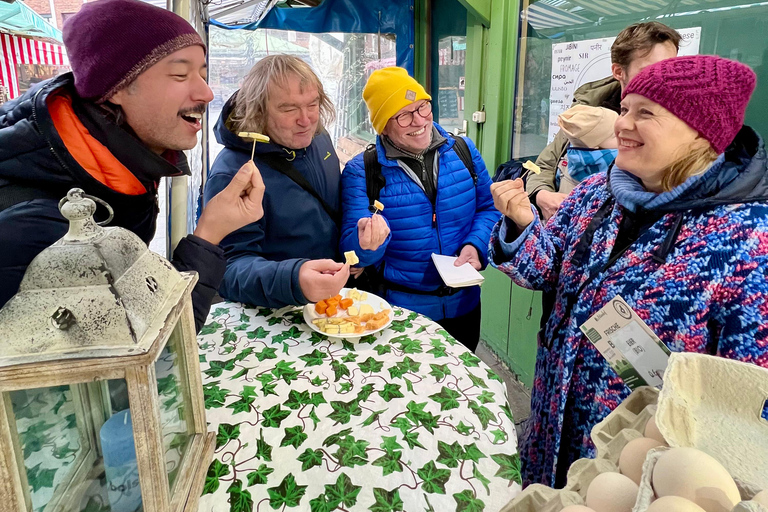Munich: Viktualienmarkt Food Tour - Guided Tour in German